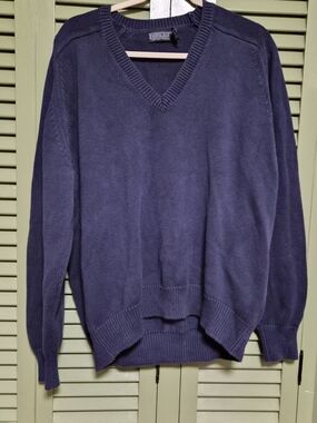 Lands' End Men's V-Neck Sweater in Deep Navy